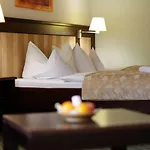 Otel Hirsch 4*