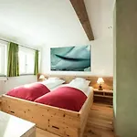 Hirsch Otel