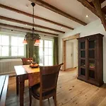 Otel Hirsch 4*