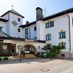 Hirsch Otel