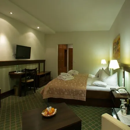 Hirsch Otel