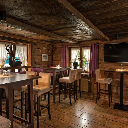 Otel Hirsch 4*