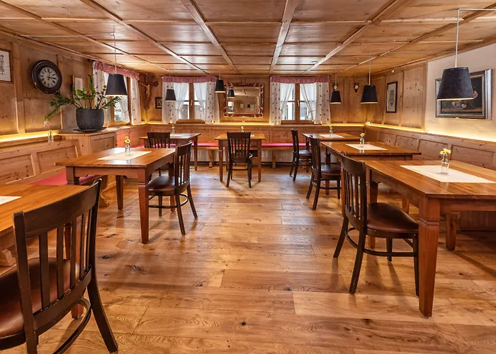 Hotel Hirsch 4*